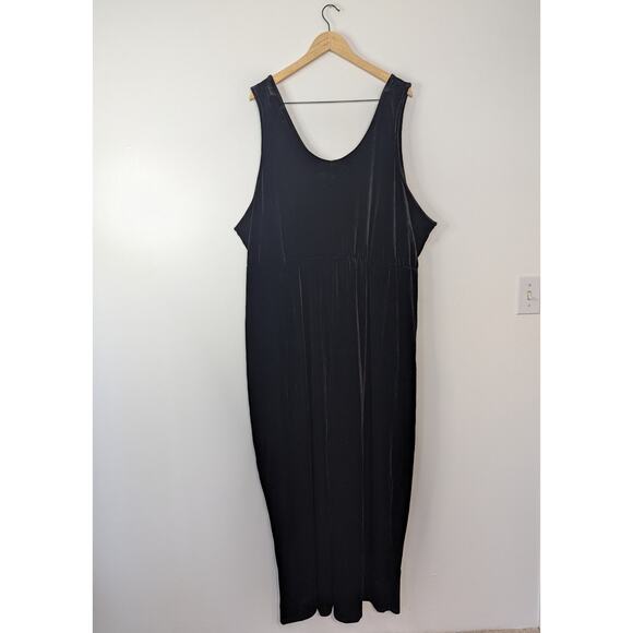 NWT Eloquii Elements Velvet Sleeveless Cropped Jumpsuit in Black Onyx - Picture 8 of 8